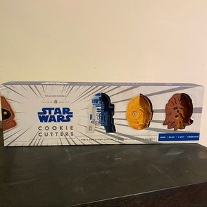 NIB Williams Sonoma x Star Wars Cookie Cutters